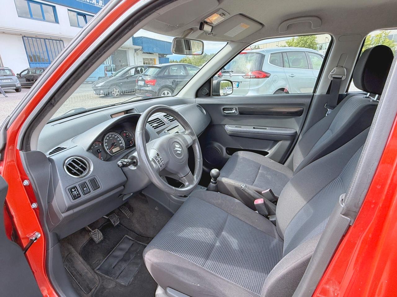 Suzuki Swift 1.3 4x4 5p. GL