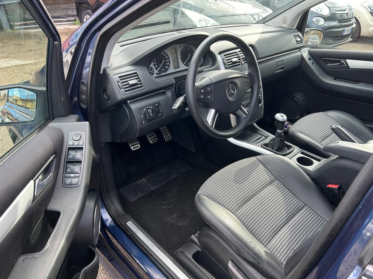 Mercedes-benz B 200CDI 140CV Sport NEOPATENTATI