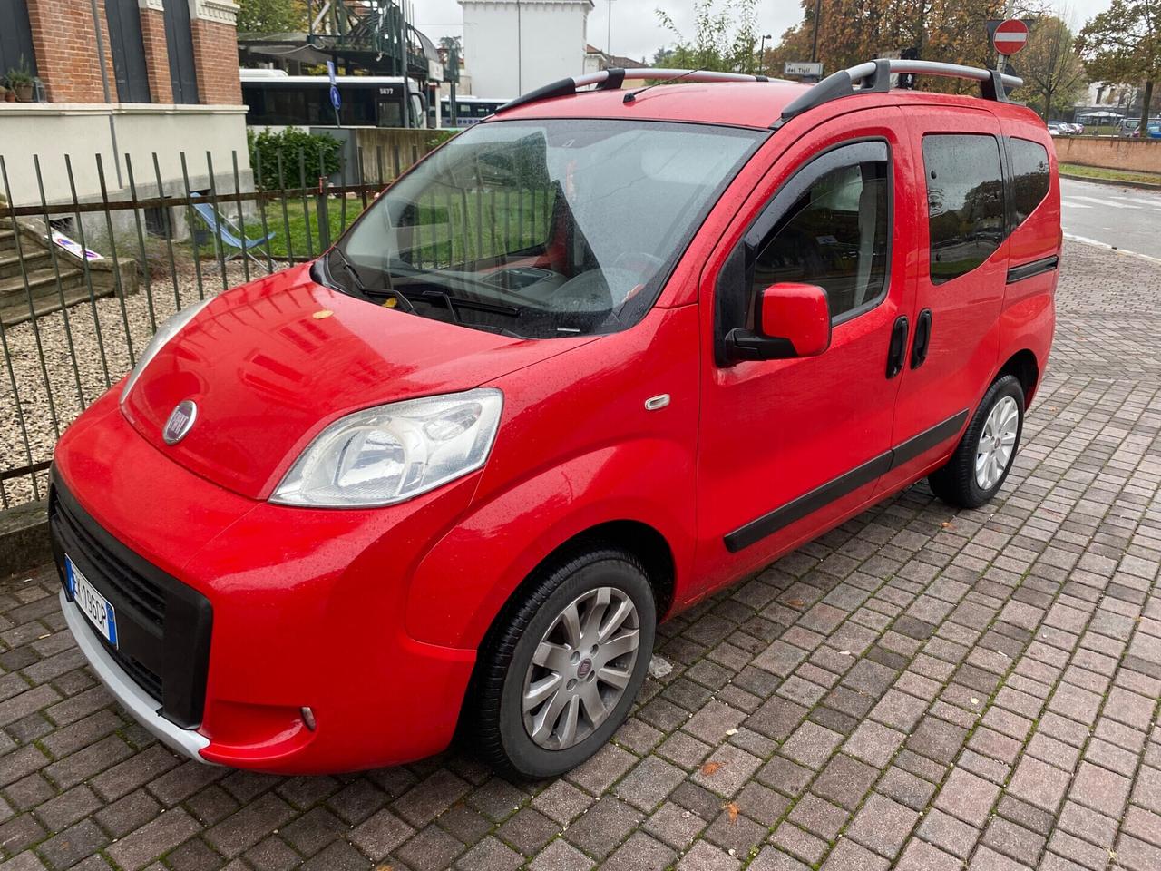 Fiat Qubo 1.3 MJT 95 CV Trekking Gancio Traino