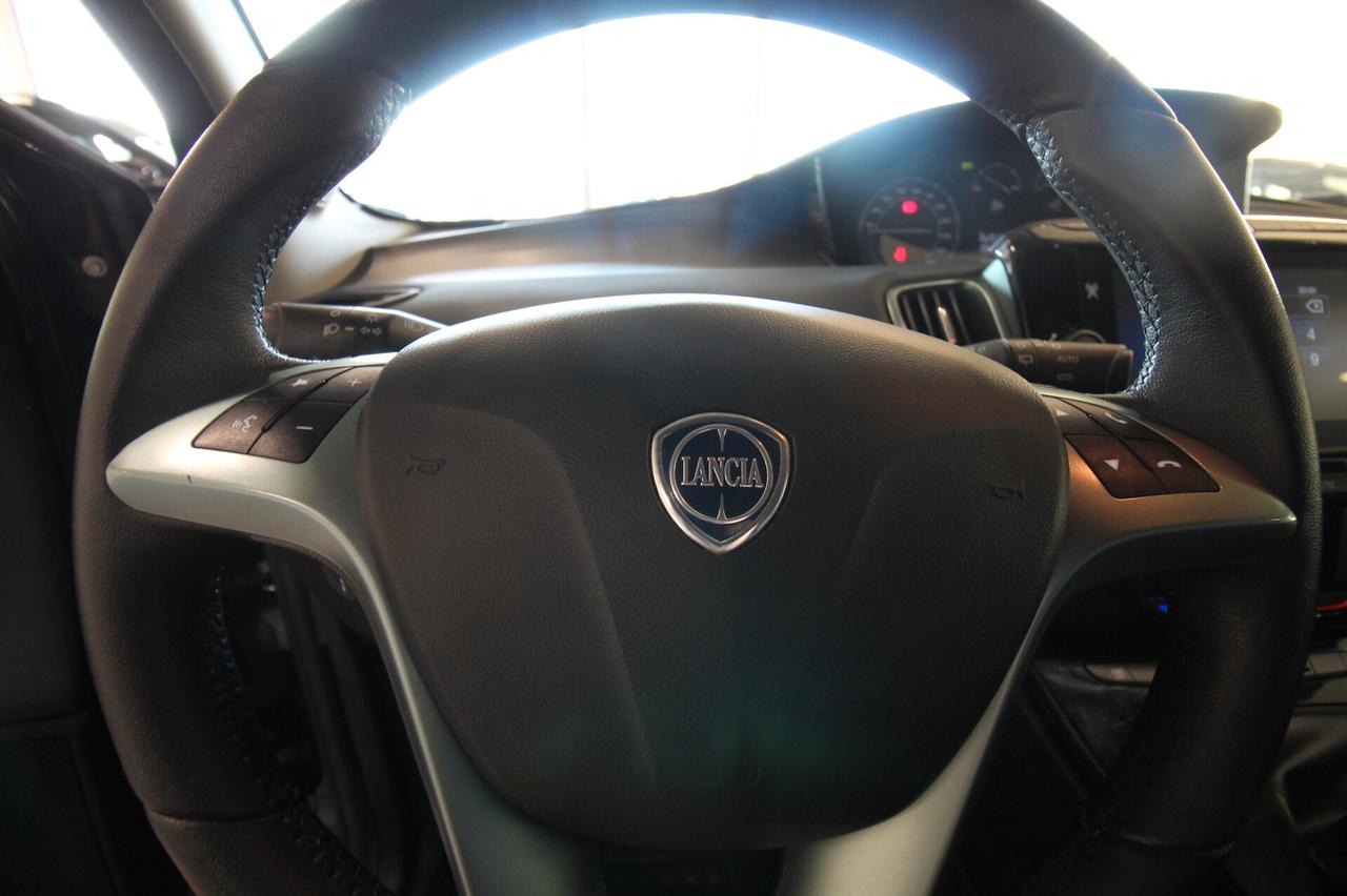LANCIA YPSILON 1.0 70 CV HYBRID AZIENDALE