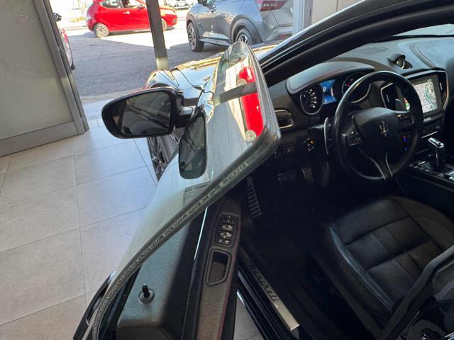 MASERATI Ghibli V6 Diesel Gransport nerissimo Edition