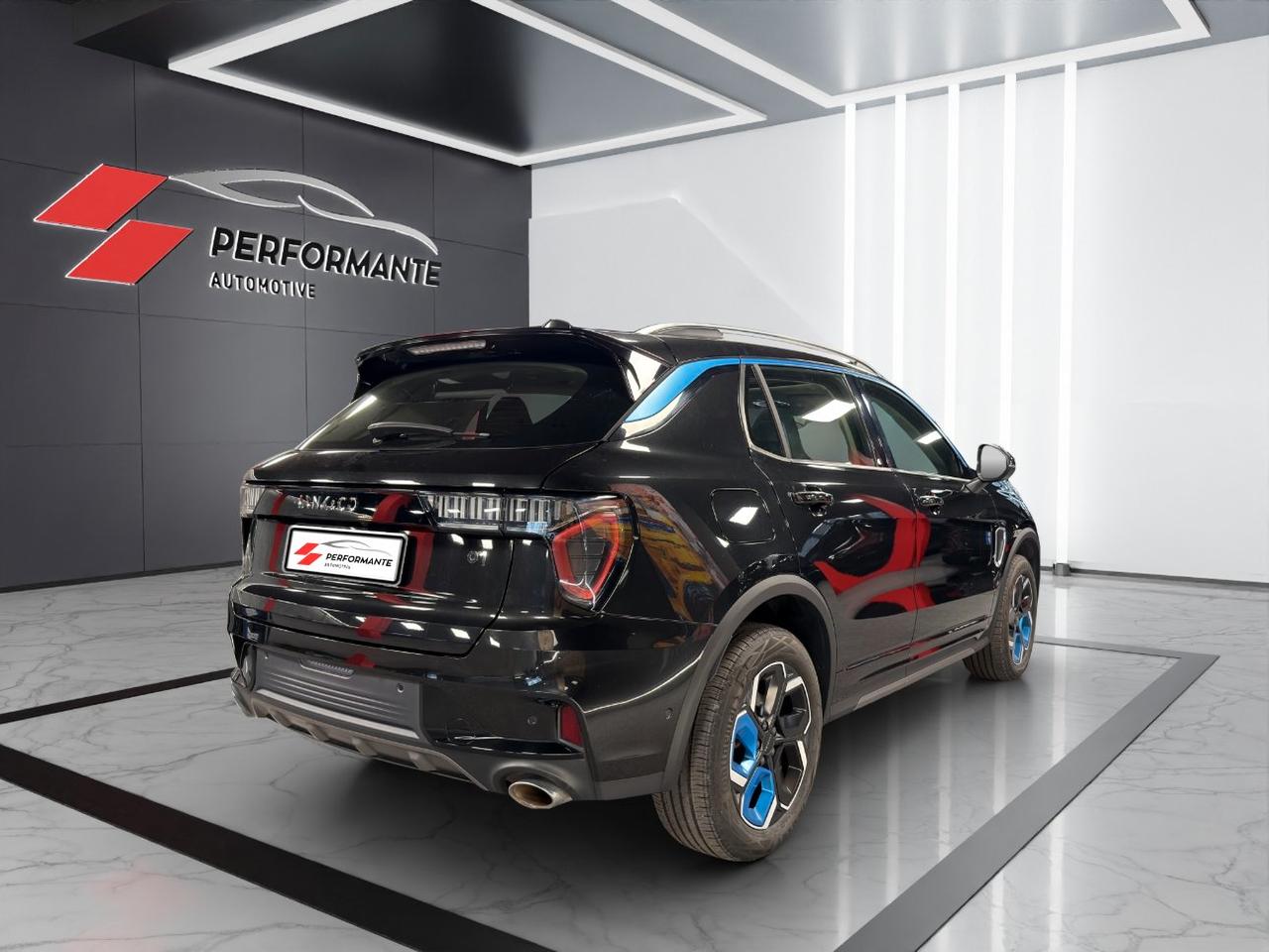Lynk & Co 01 1.5 td phev auto