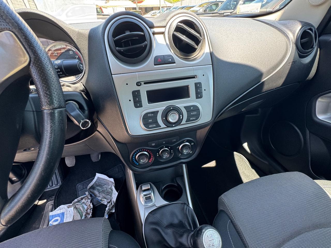 Alfa Romeo MiTo 1.4 78 CV Distinctive