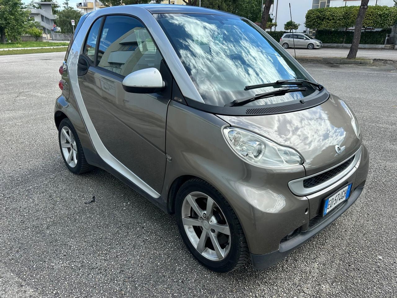 Smart ForTwo 1000 52 kW MHD 2010