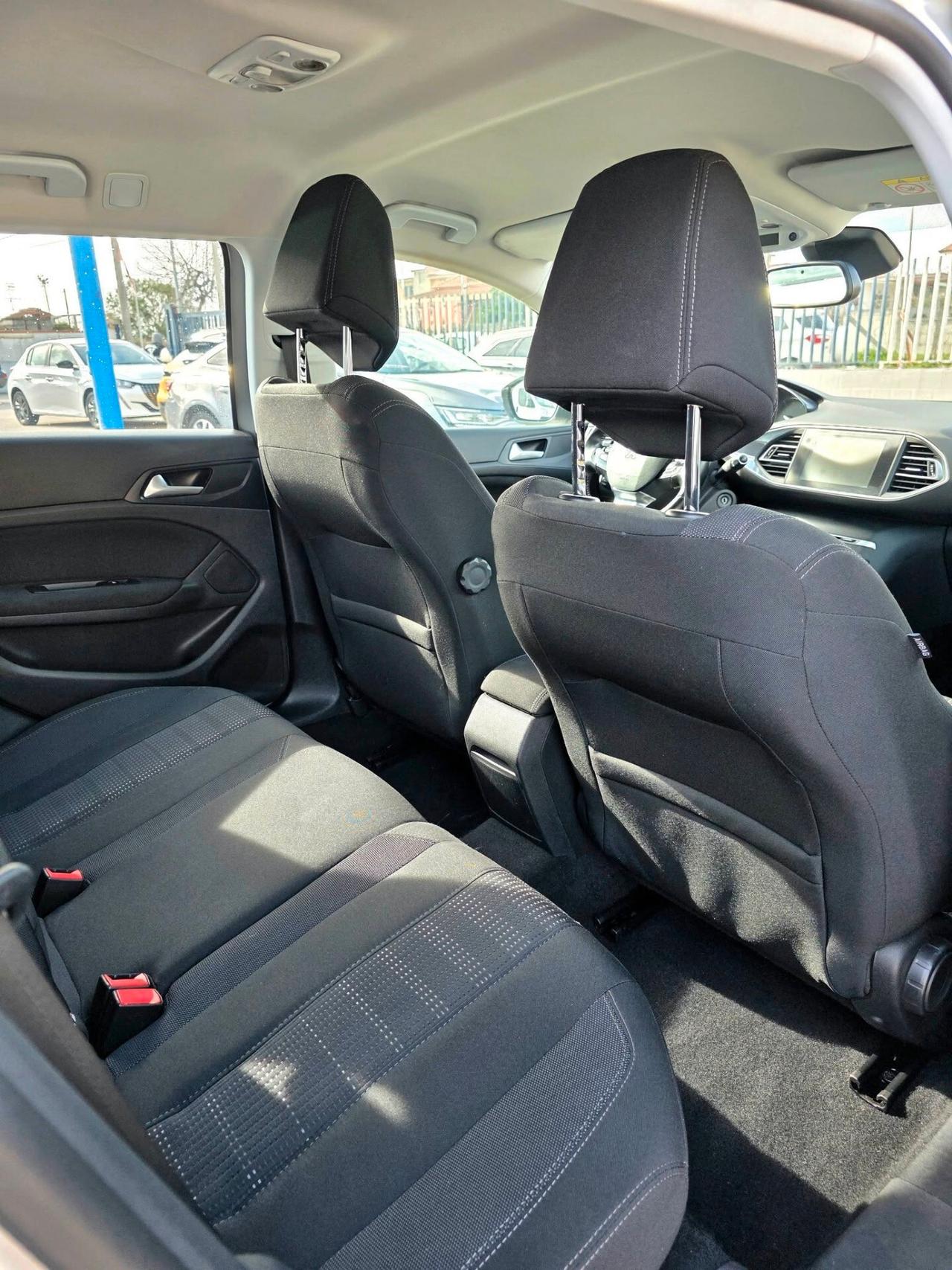 Peugeot 308 1.5 BlueHDi 120cv SW Allure