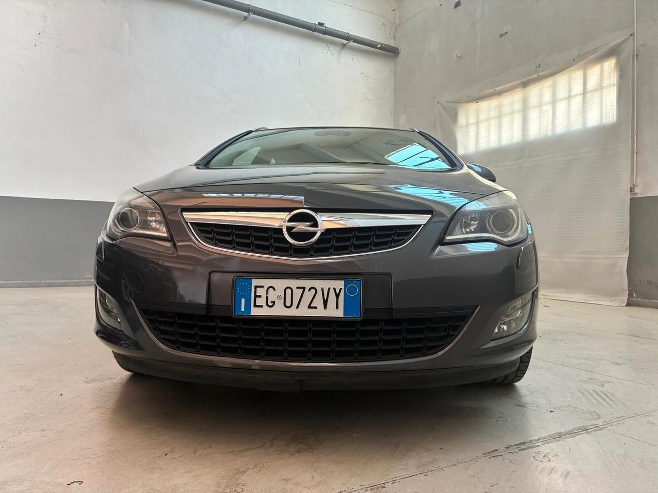 Opel Astra 1.3 CDTI 95CV S&S Sports Tourer Cosmo