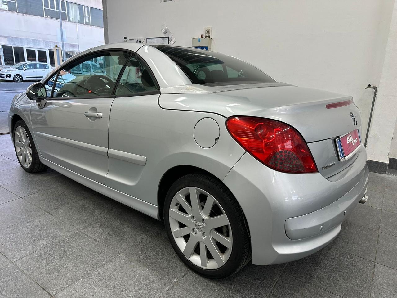 Peugeot 207 1.6 HDi 110CV CABRIO