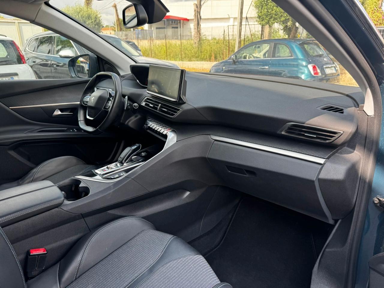 Peugeot 3008 BlueHDi 130 S&S EAT8 Allure