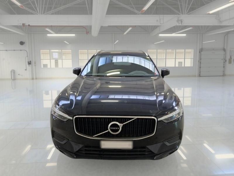 VOLVO XC60 B4 D AWD automatico Momentum