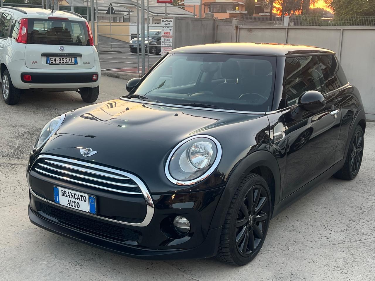 Mini One Mini one 75cv total black neopatentati