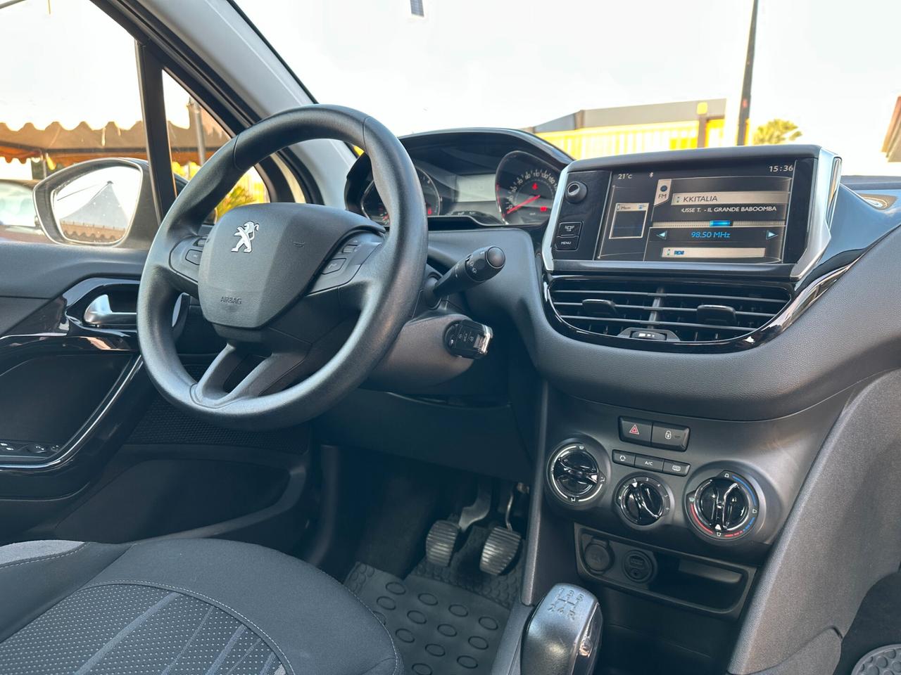 PEUGEOT 208 1.2 VTi 82 CV 5 porte Active