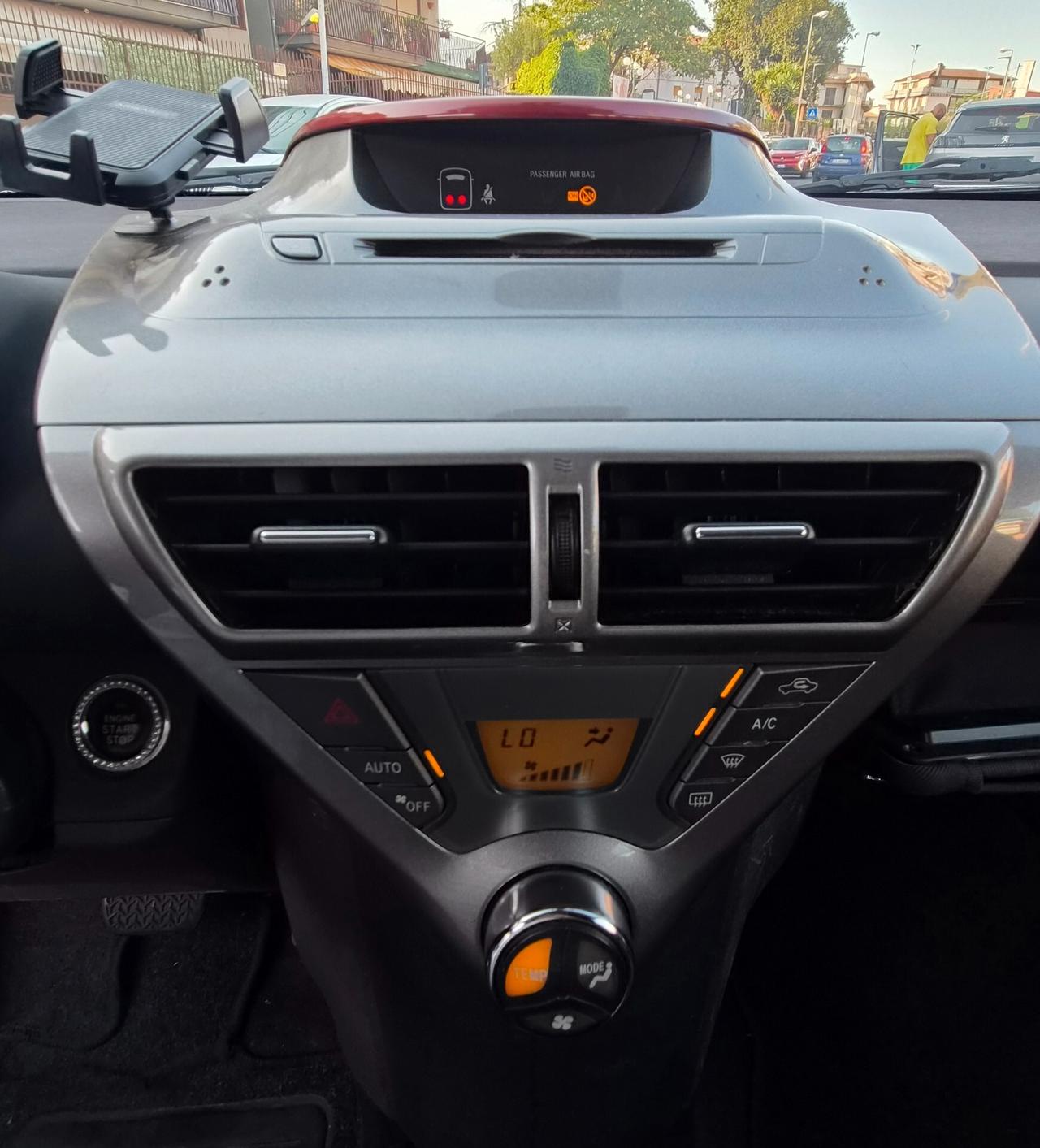 Toyota iQ 1.0 Multidrive