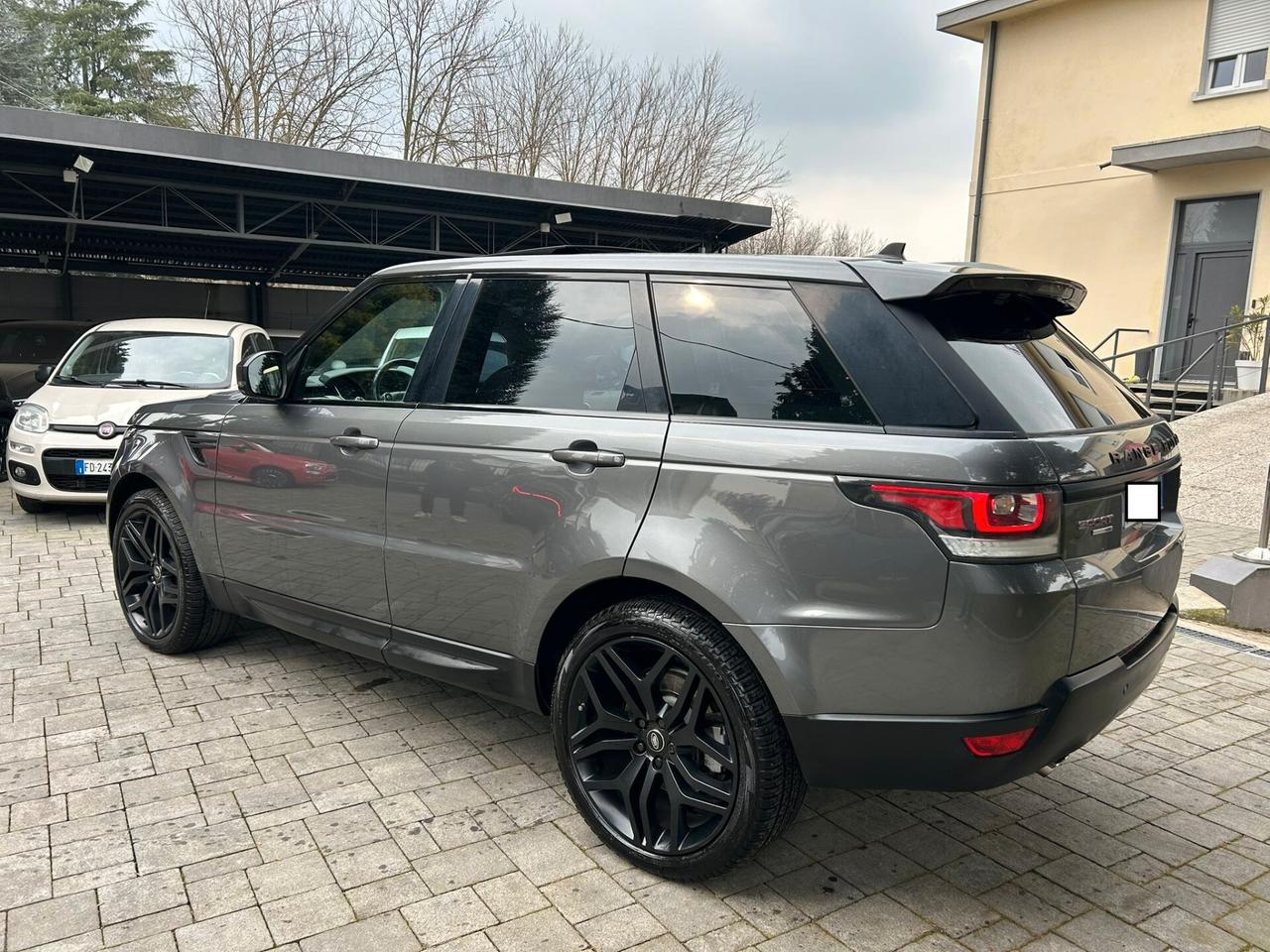 Land Rover Range Sport 3.0 TDV6 HSE Dynamic TETTO - PELLE - IVA ESPOSTA