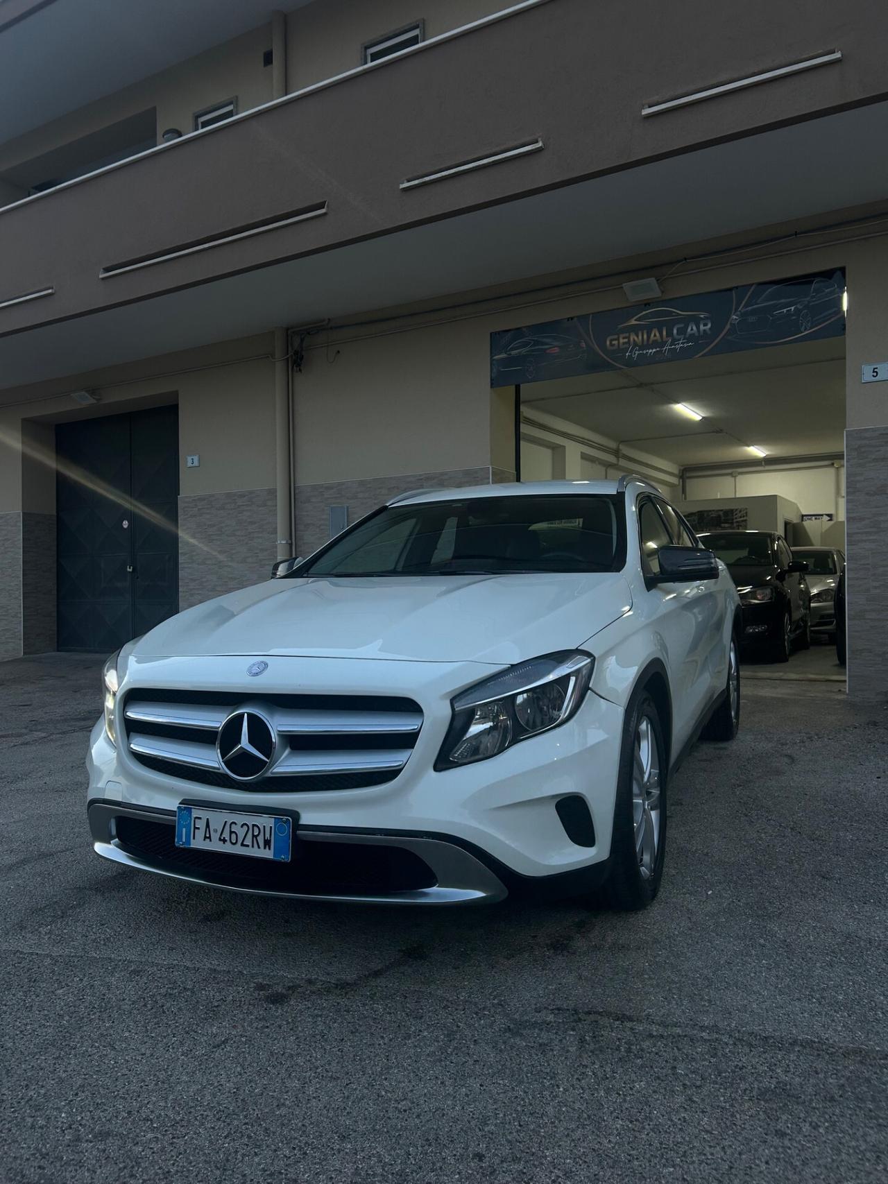 Mercedes-benz CLA 200 220 CDI Automatic Premium
