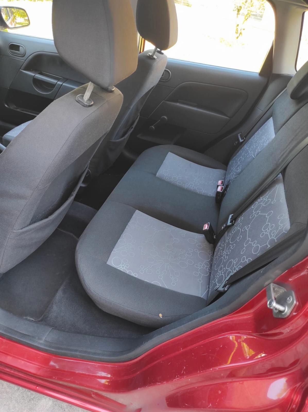 Ford Fiesta 1.2 16V 5p. Ghia
