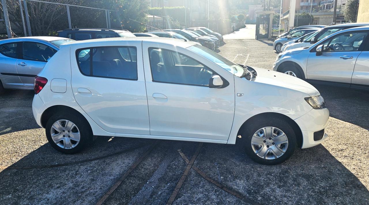 Dacia Sandero 1.2 75CV NAVI 2016 82000 KM GARANZIA