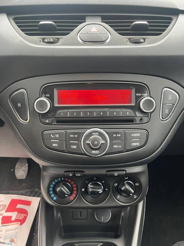 Opel Corsa 1.2 Advance (n-joy) 5p