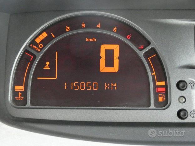 RENAULT Modus 1.2 16V Wave