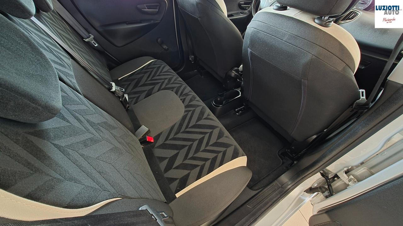 Lancia Ypsilon 1.2 69 CV 5 porte Gold