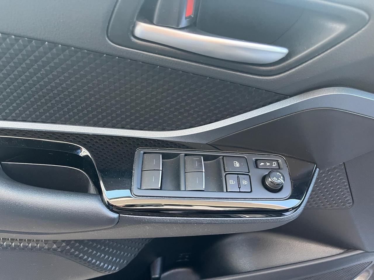 Toyota C-HR 2.0 Hybrid E-CVT Trend