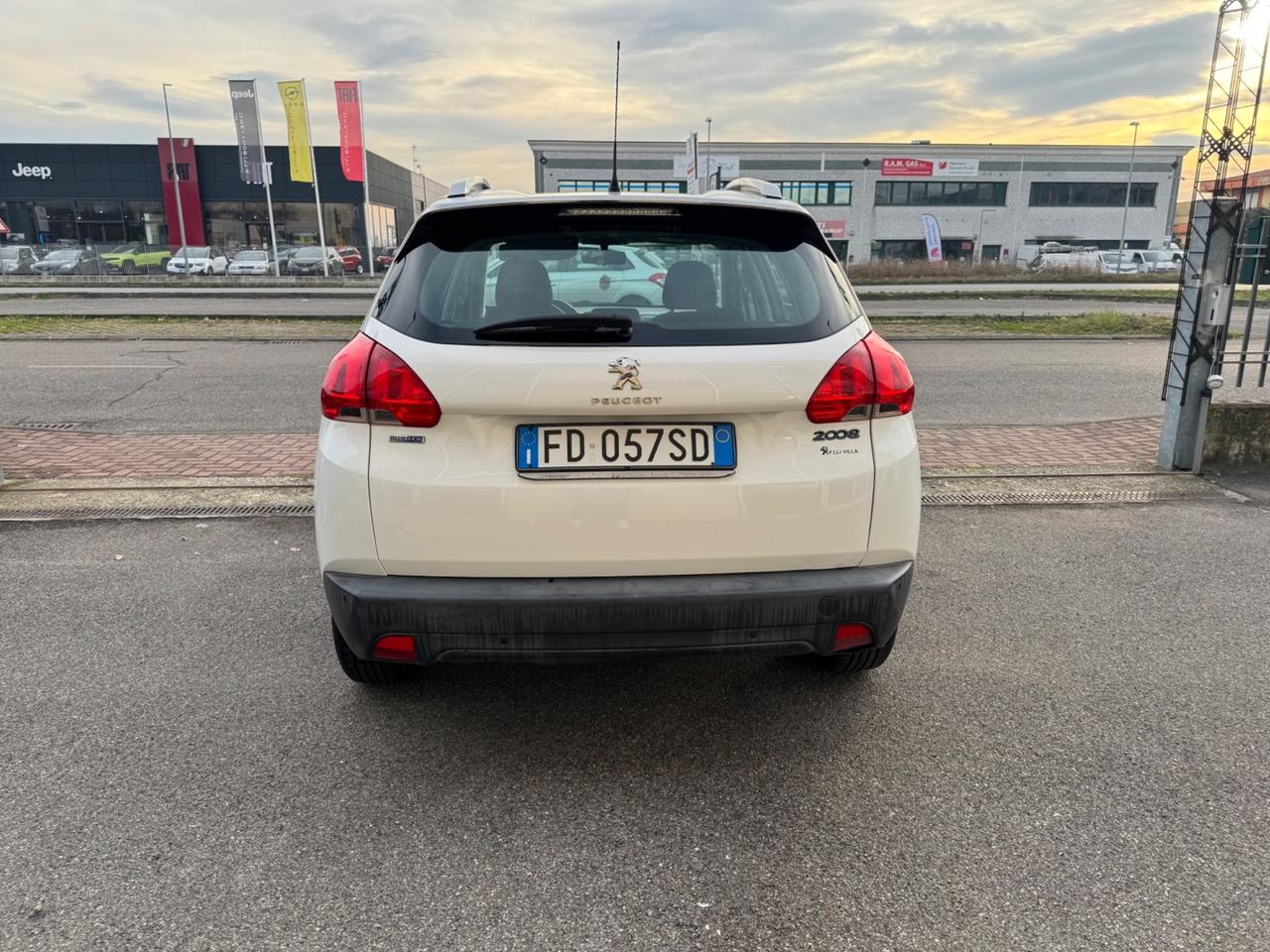Peugeot 2008 1.6 BlueHDi. Ok Neopatentati