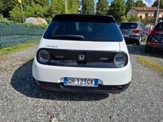 Honda e Advance 17