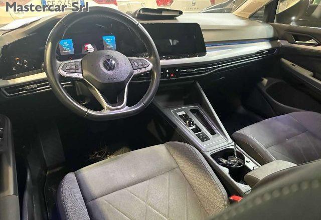 VOLKSWAGEN Golf Variant Golf Variant 2.0 tdi Life 150cv dsg GE916LJ