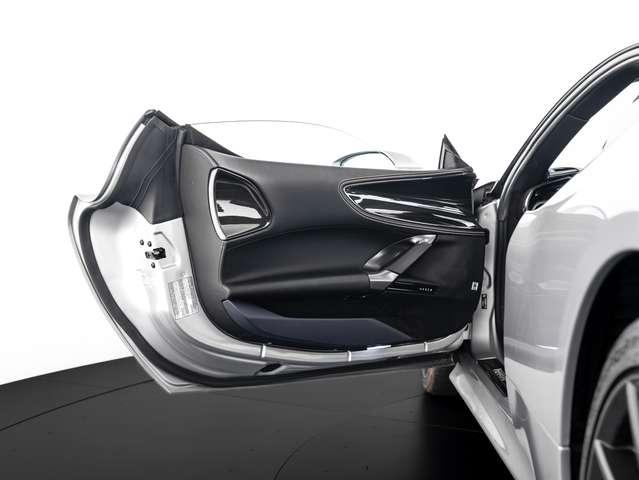 Ferrari SF90 Stradale