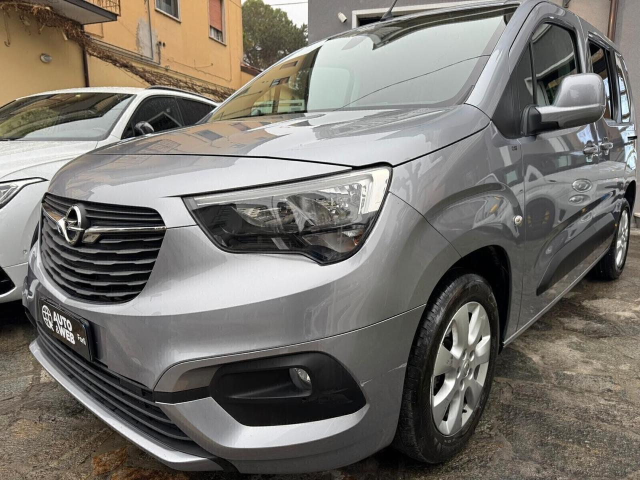 OPEL COMBO LIFE 1.5D 100cv ADV N1 NEOPAT IVA COMPRESA