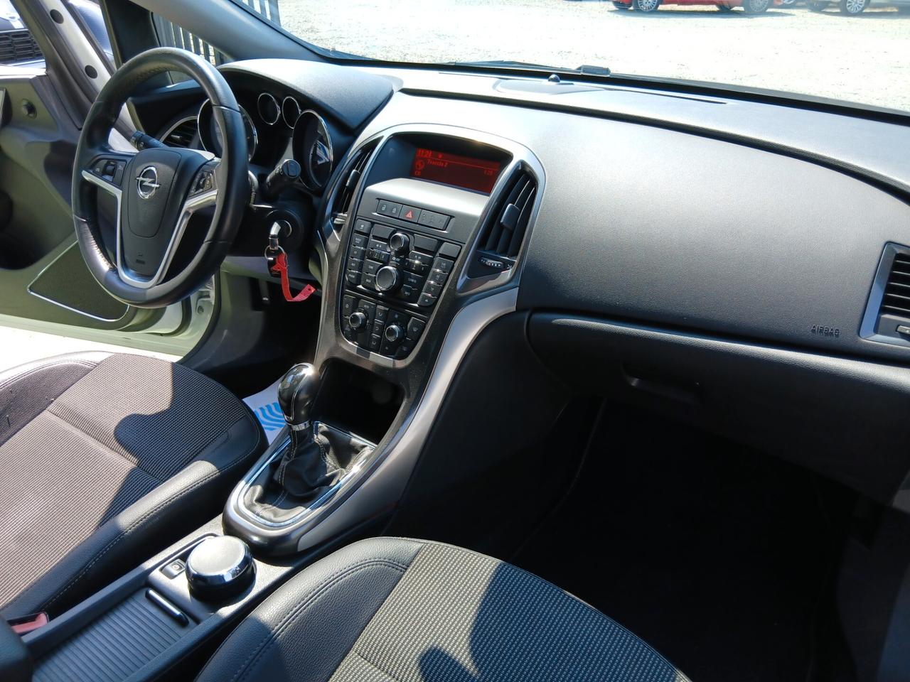 Opel Astra 1.4 Turbo 140CV 5 porte Cosmo