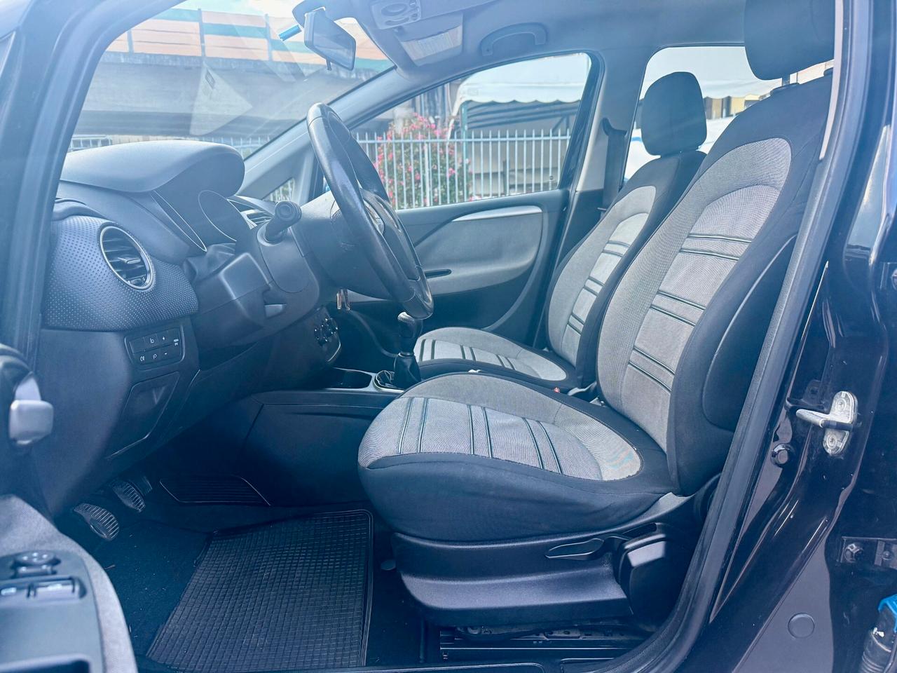 PUNTO EVO 1.3 DIESEL 95CV ANNO 2011 EURO 5-OK NEO