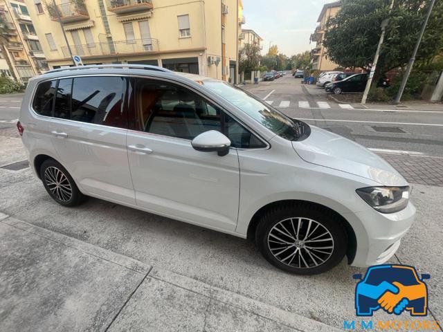 VOLKSWAGEN Touran 2.0 TDI 150 CV 7 posti