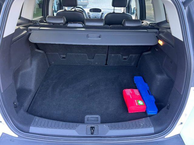 FORD Kuga 2.0 TDCI 150 CV S&S 4WD Powershift Titanium