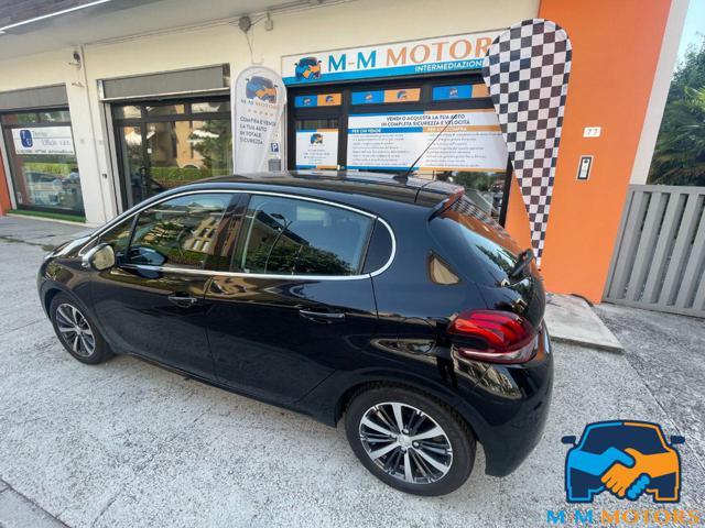PEUGEOT 208 1° Allure ?neo patentati ?