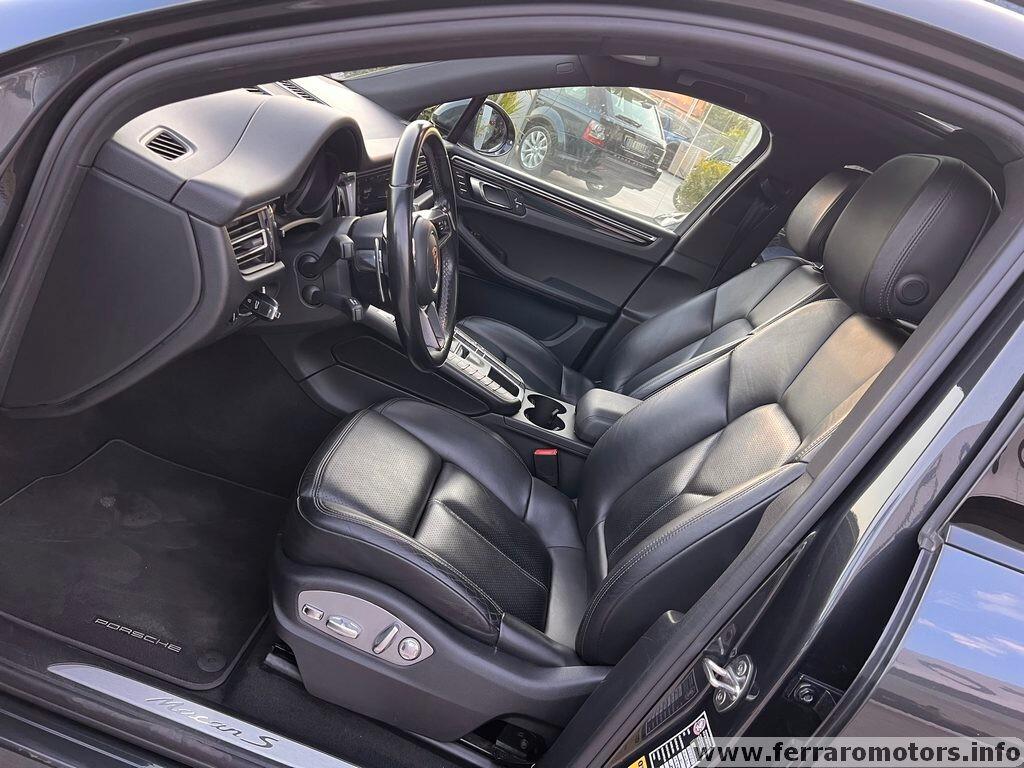 Porsche Macan 3.0 S tetto iva esposta