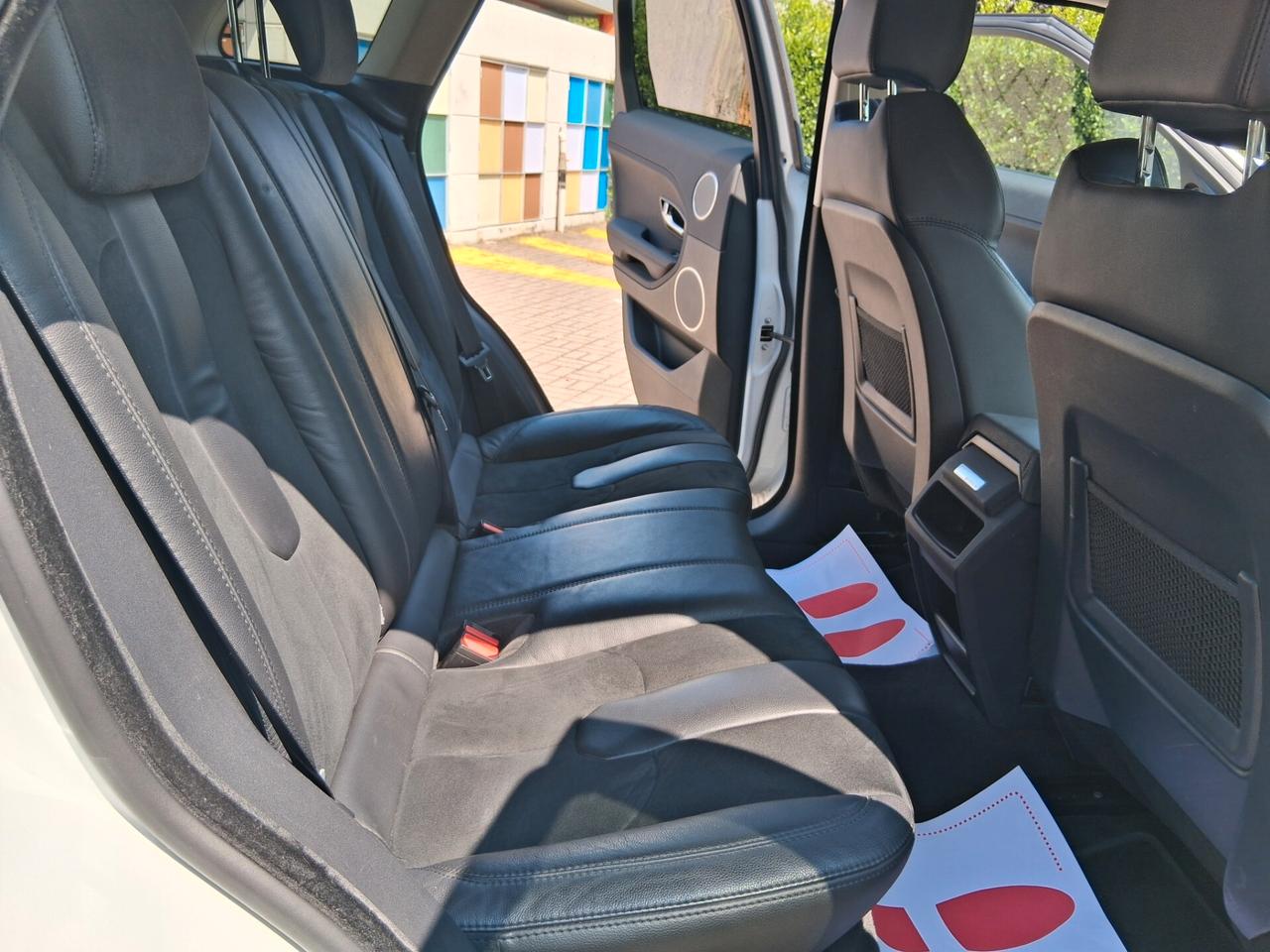 Land Rover Range Rover Evoque Range Rover Evoqu .CELL 320 147 1147 WUATSAPP 3276540940.e 2.2 Sd4 5p. Prestige