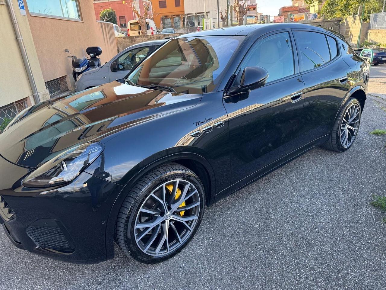 MASERATI GRECALE MODENA 330CV