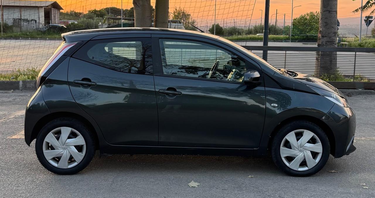 Toyota Aygo 1.0 SOLO 36.000 CHILOMETRI