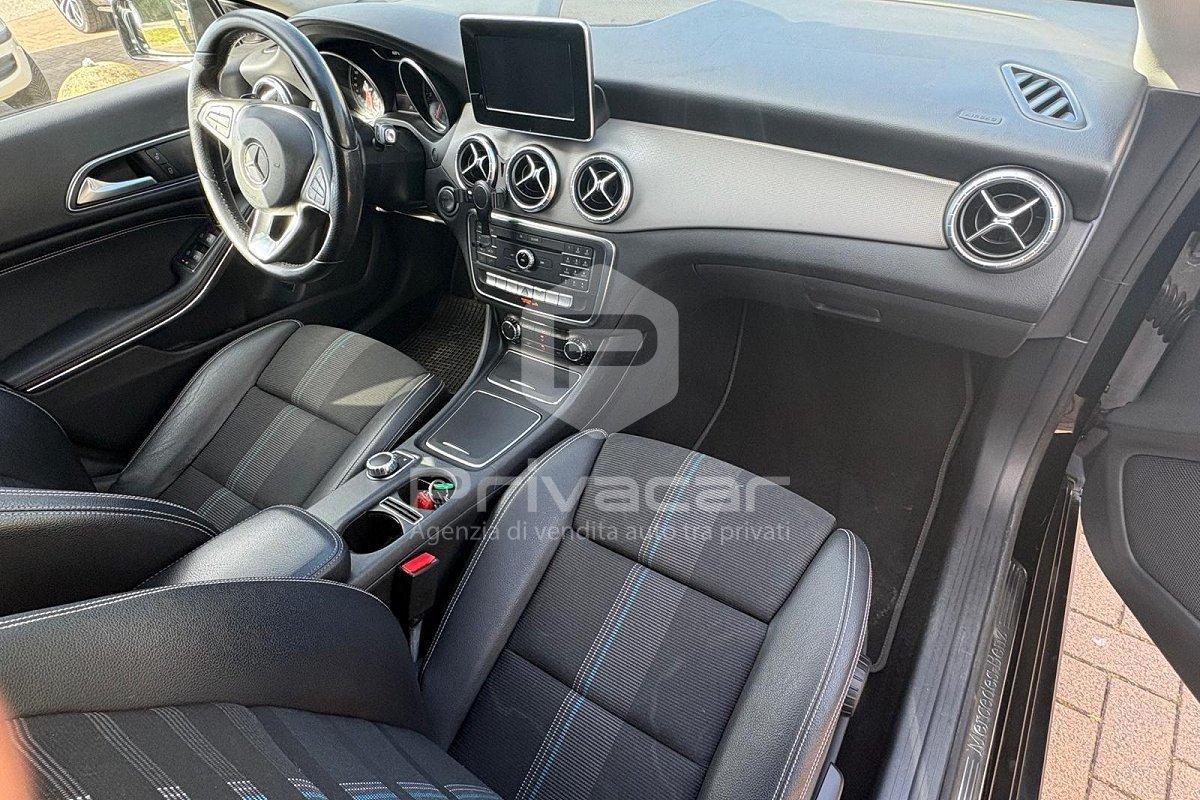 MERCEDES CLA 200 d S.W. Automatic Business