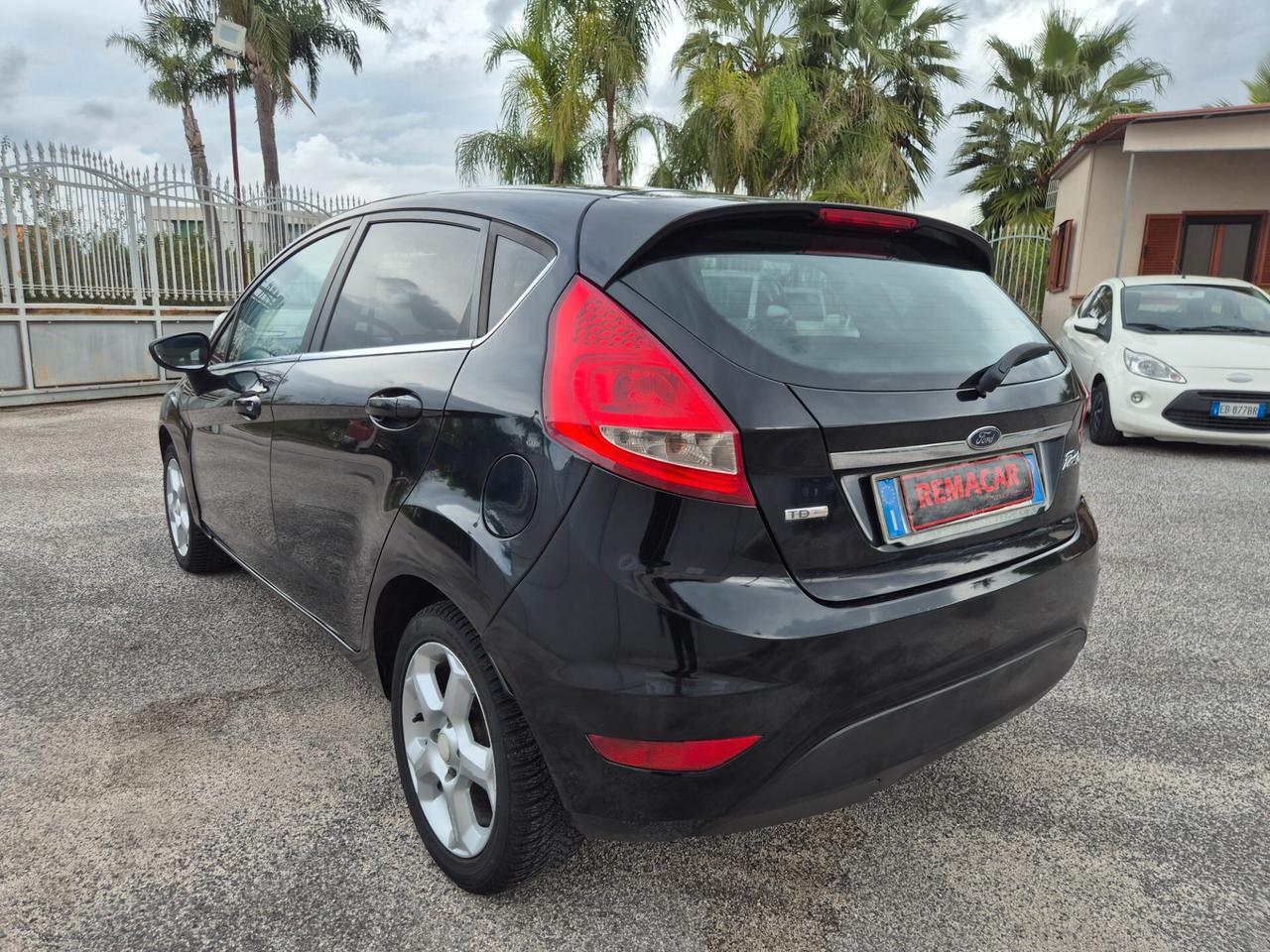 Ford FIESTA 1.4 TDCi 5p. Titanium RESTAYLING NUOVA
