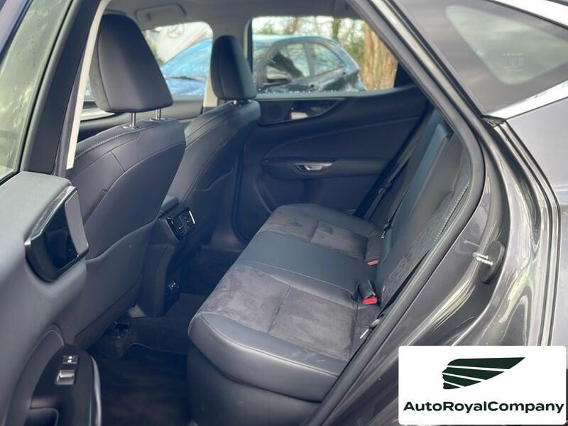 Lexus NX Hybrid Business+ 4WD IVA ESPOSTA KM 13900
