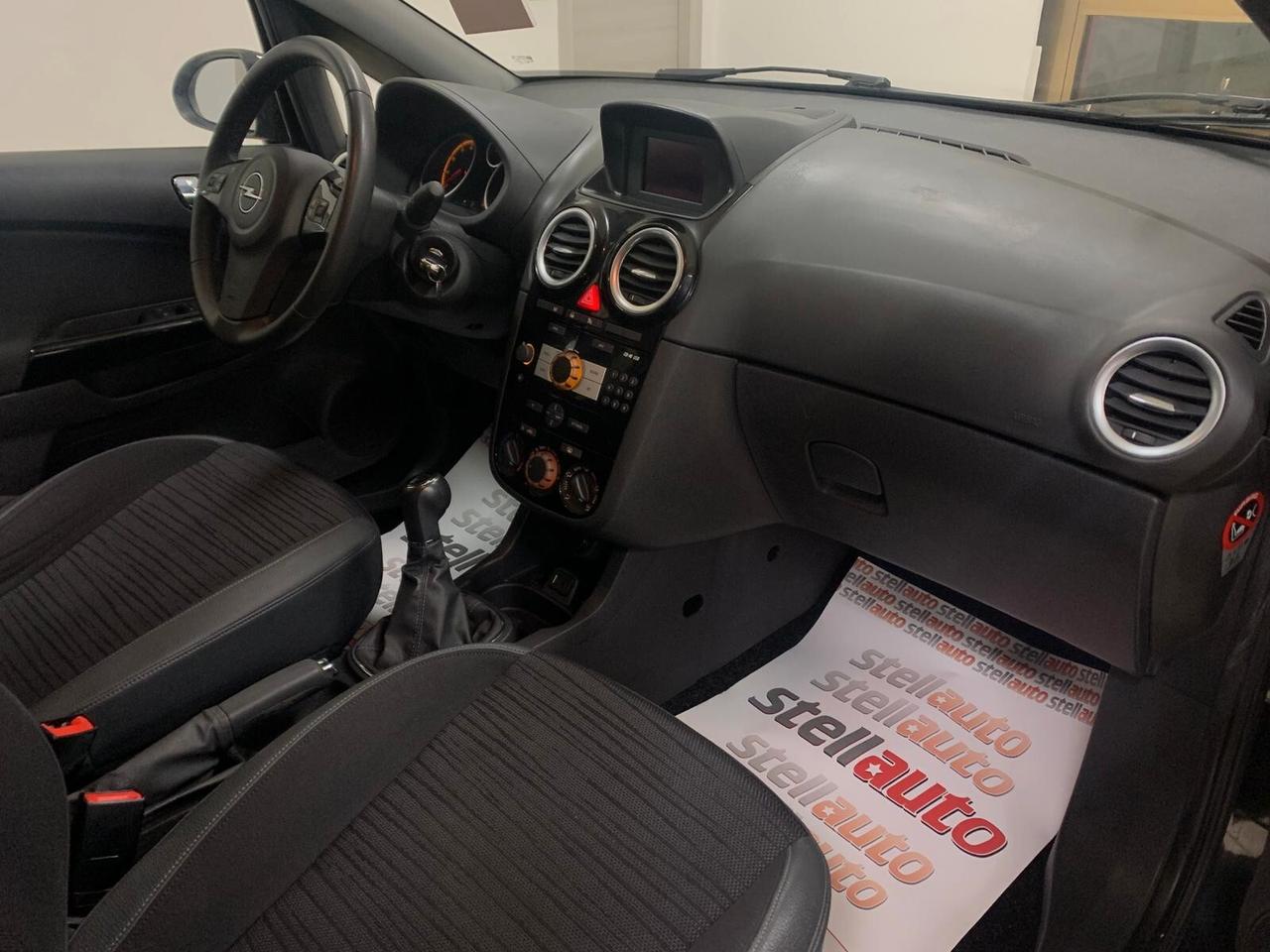 Opel Corsa 1.2 5 porte Sport