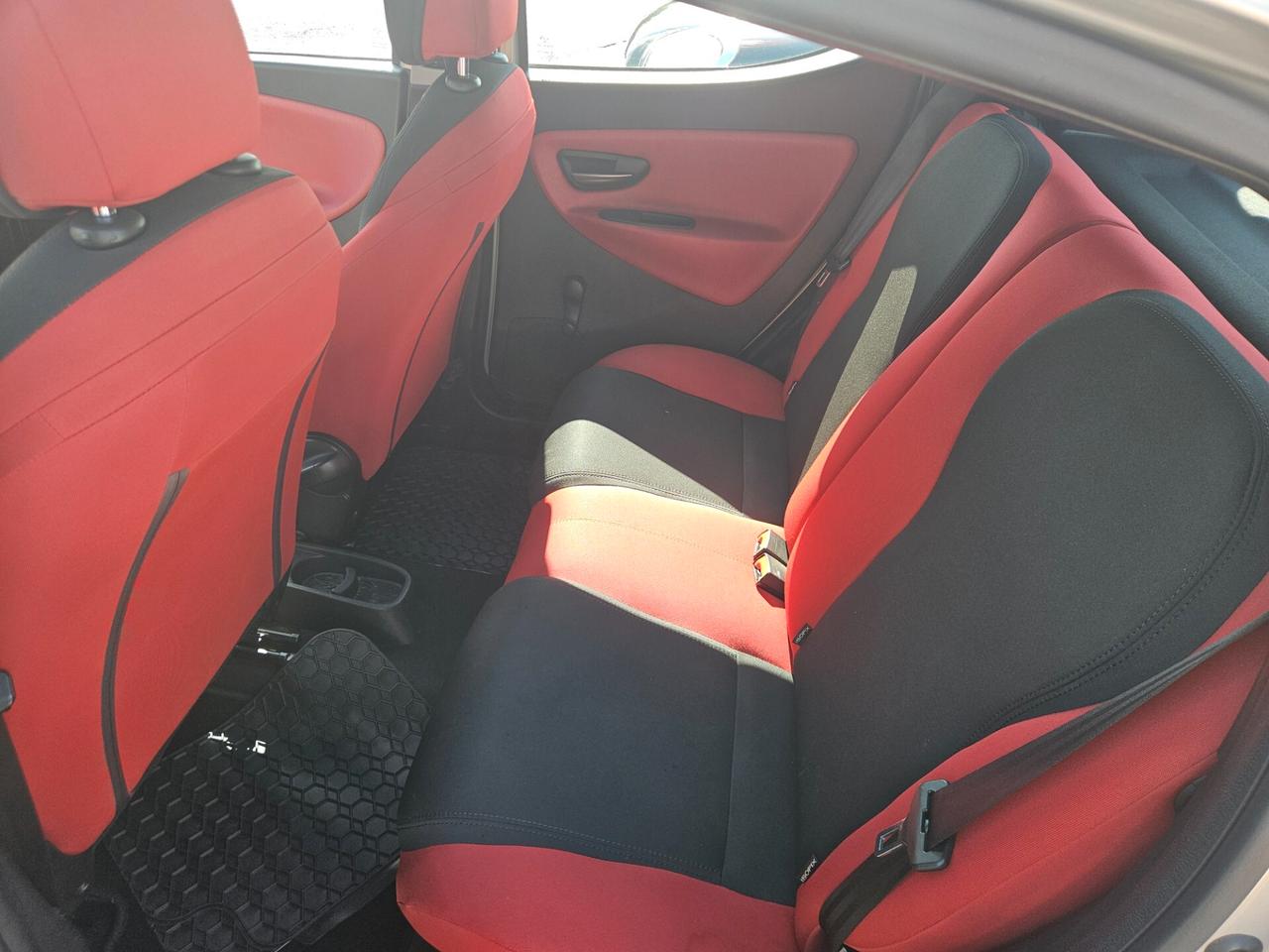 Lancia Ypsilon 1.3 MJT 16V 95 CV 5 porte S&S Gold
