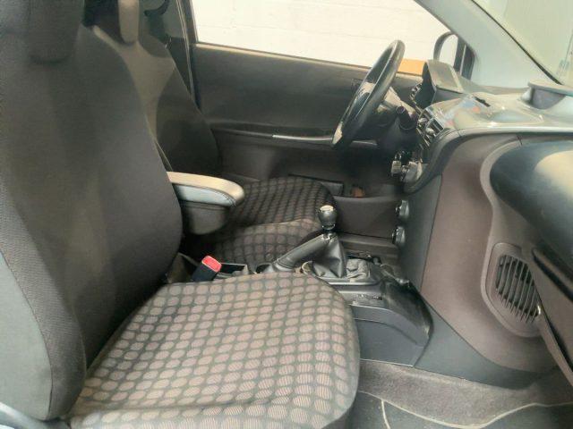 TOYOTA iQ 1.0 Sol