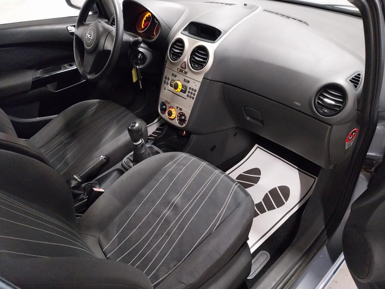 Opel Corsa 1.2 GPL 5 porte Club - ok neopatentati