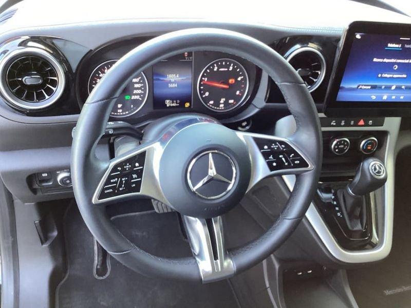 Mercedes-Benz Classe T 180 d AT