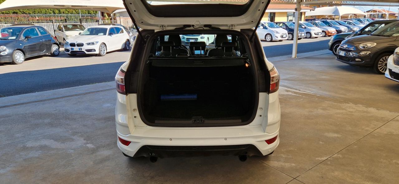 Ford Kuga 1.5 TDCi 120cv 2WD ST-Line X