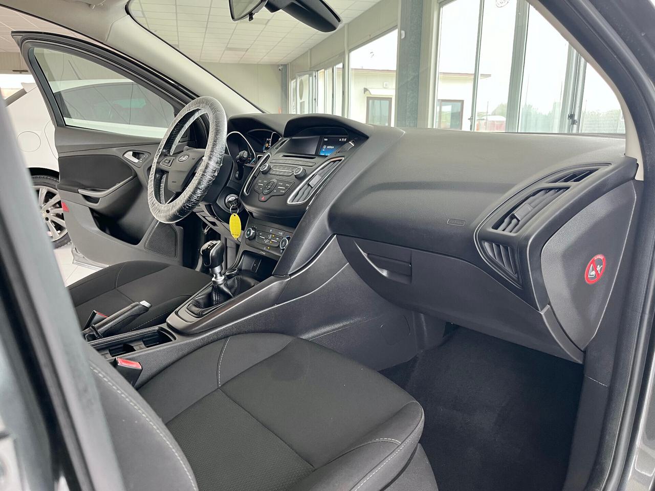 Ford Focus 1.5 TDCi 120 CV BERLINA