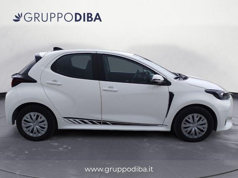 Toyota Yaris IV 2020 1.5h Active