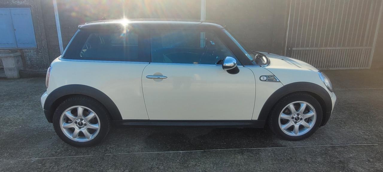 Mini 1.6 16V Cooper D 50 Mayfair